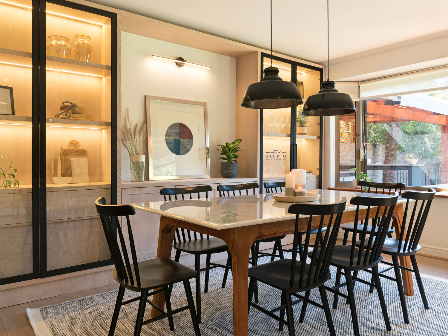 La regla de tres: cómo lograr una mesa de centro equilibrada y con intención