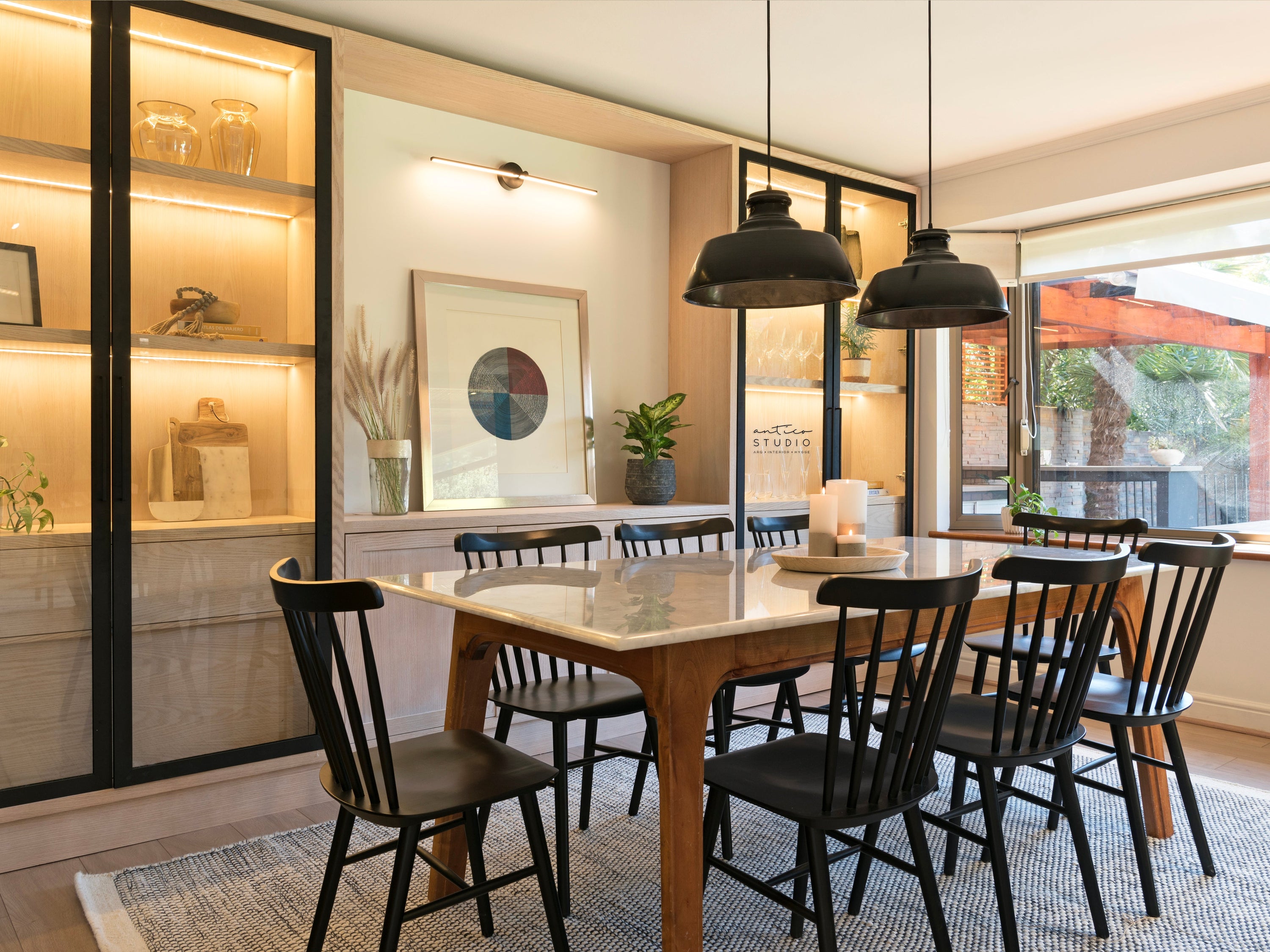 La regla de tres: cómo lograr una mesa de centro equilibrada y con intención