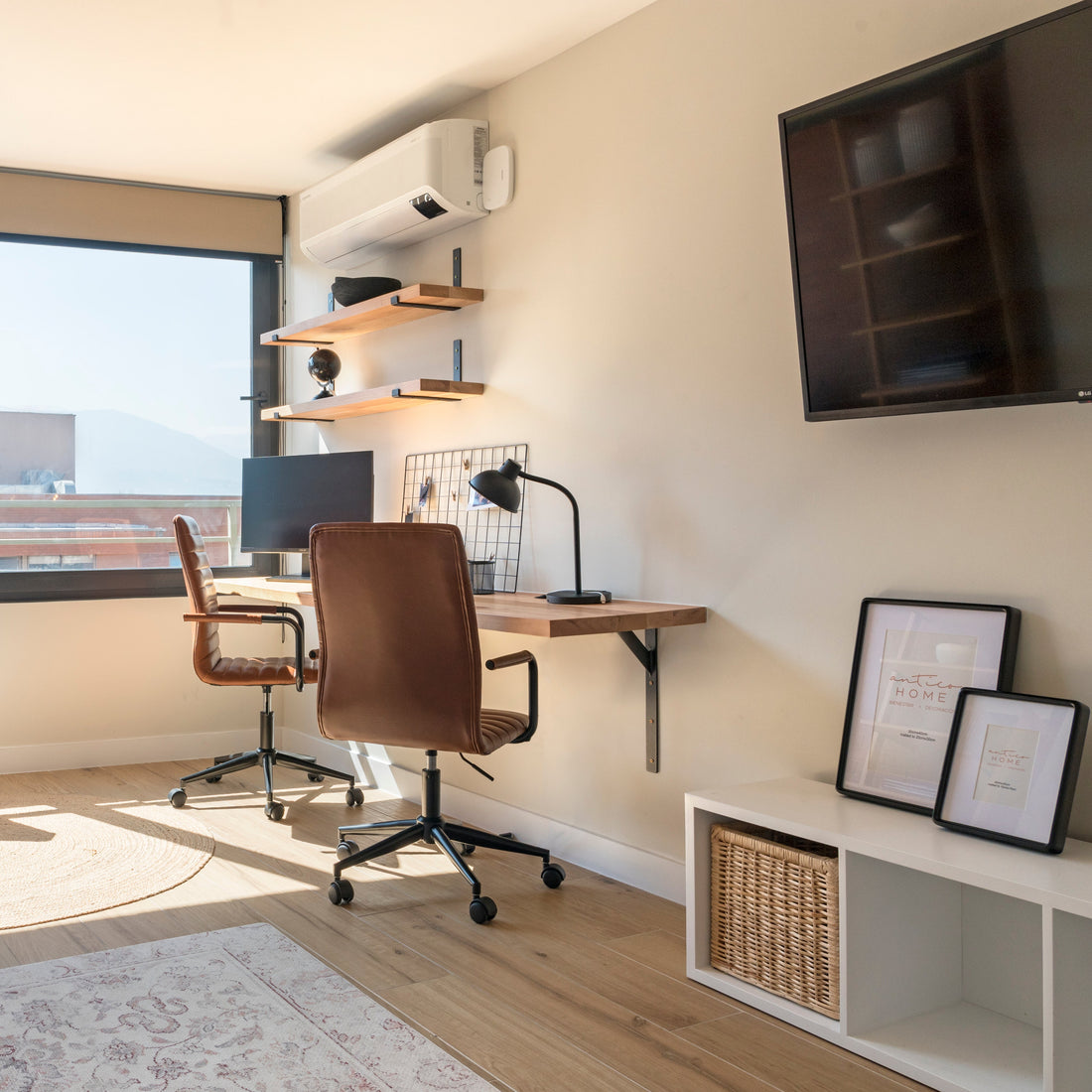 Set Home Office [Escultura + Globo Terráqueo]